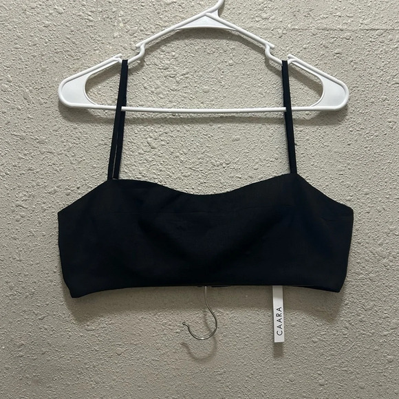 CAARA Black Cropped Smocked Back Tank Top NWT M - Picture 4 of 9